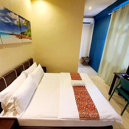 Amazing Rooms Semporna Exterior foto