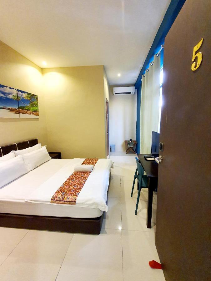 Amazing Rooms Semporna Exterior foto